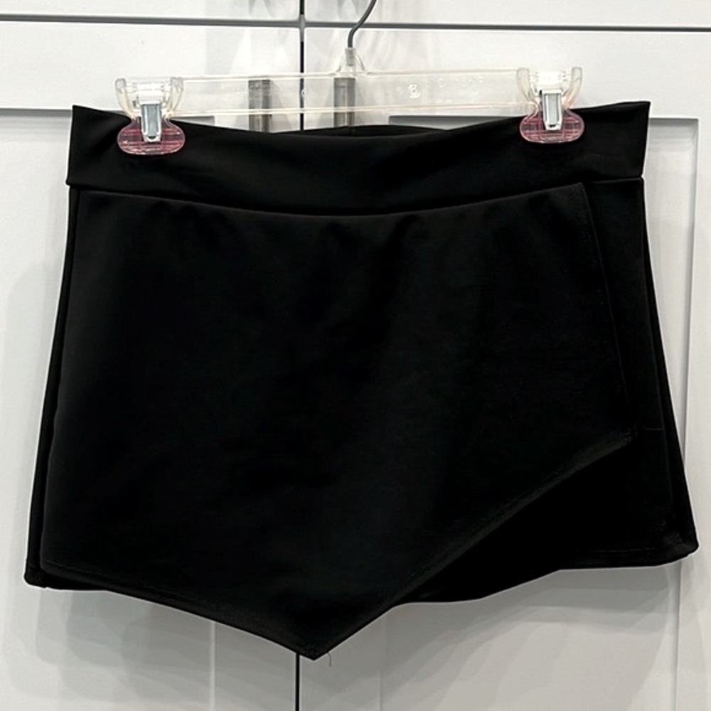 Cheryl Creations Black Envelope Skort